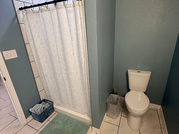 5th image of 2821 La Fonda Rd