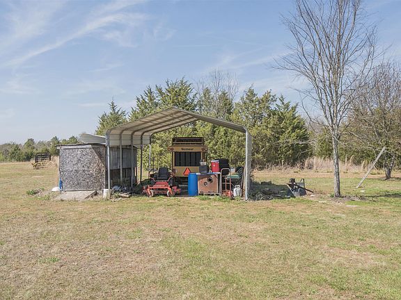 5th image of 123 Chunn Ln