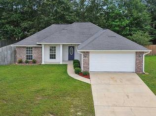 13683 Huntington Cir, Gulfport, MS 39503