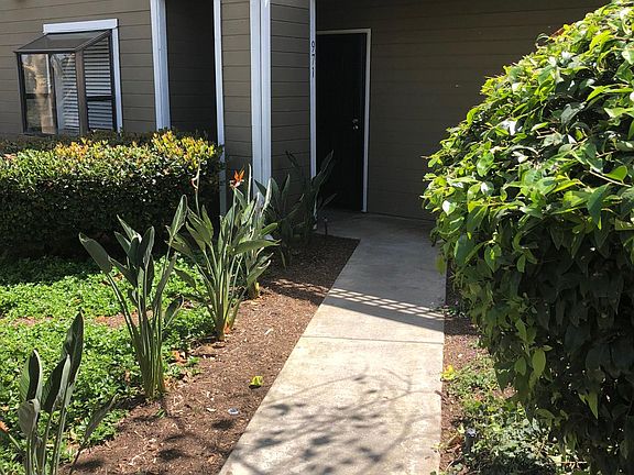 Private entry to condominium