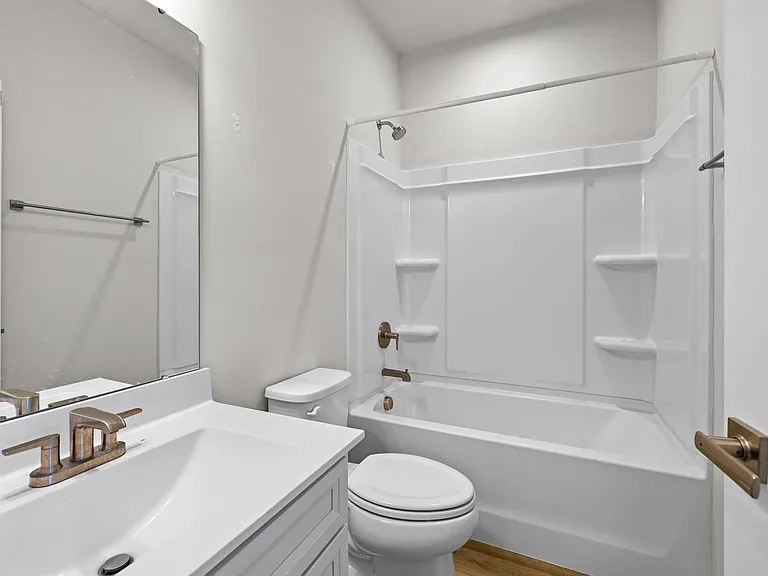 245 Climbing Ivy Cir — Photo 4