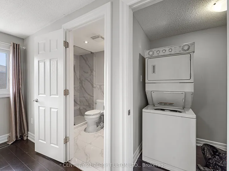55 Chalmers Cres — Photo 24