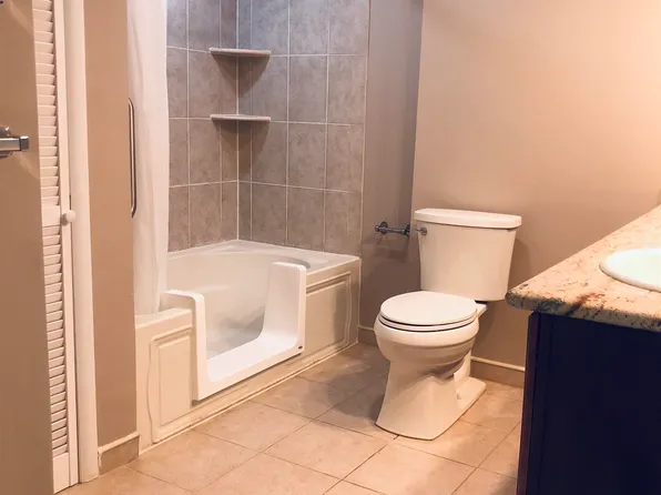 4 Green Valley Court image 6 of 10