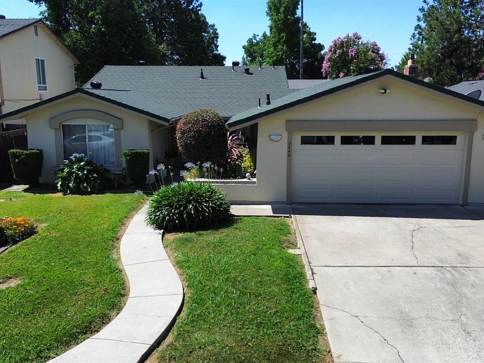 1st image of 2846 Camarillo Dr