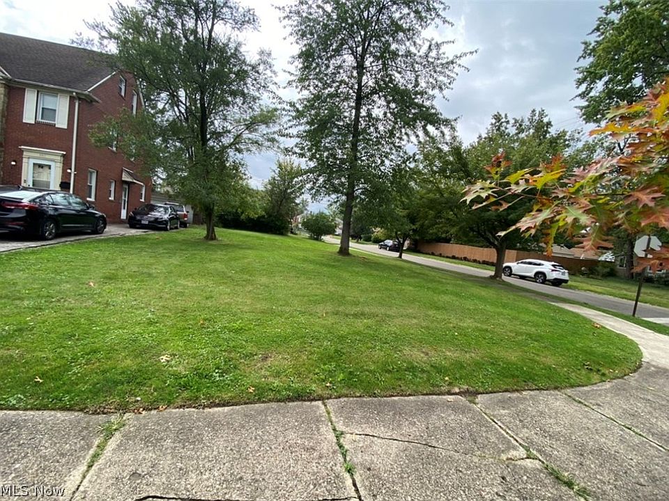 3580 Raymont Blvd, University Heights, OH 44118 MLS 4409726 Zillow