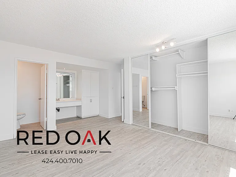 700 Glenway Dr #7 — Photo 15