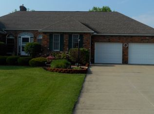 6390 Booth Rd, Ravenna, OH 44266