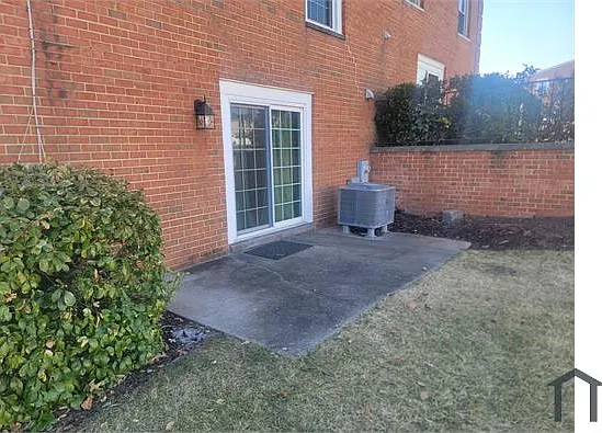 9075 N Laurel Rd #I — Photo 7