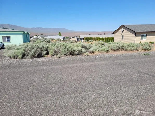 108 Sunshine Circle SW #197, Mattawa, WA 99349