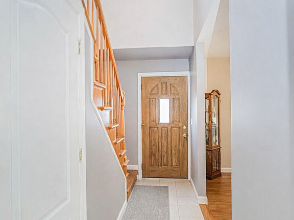 5th image of 12 Clarence Pl