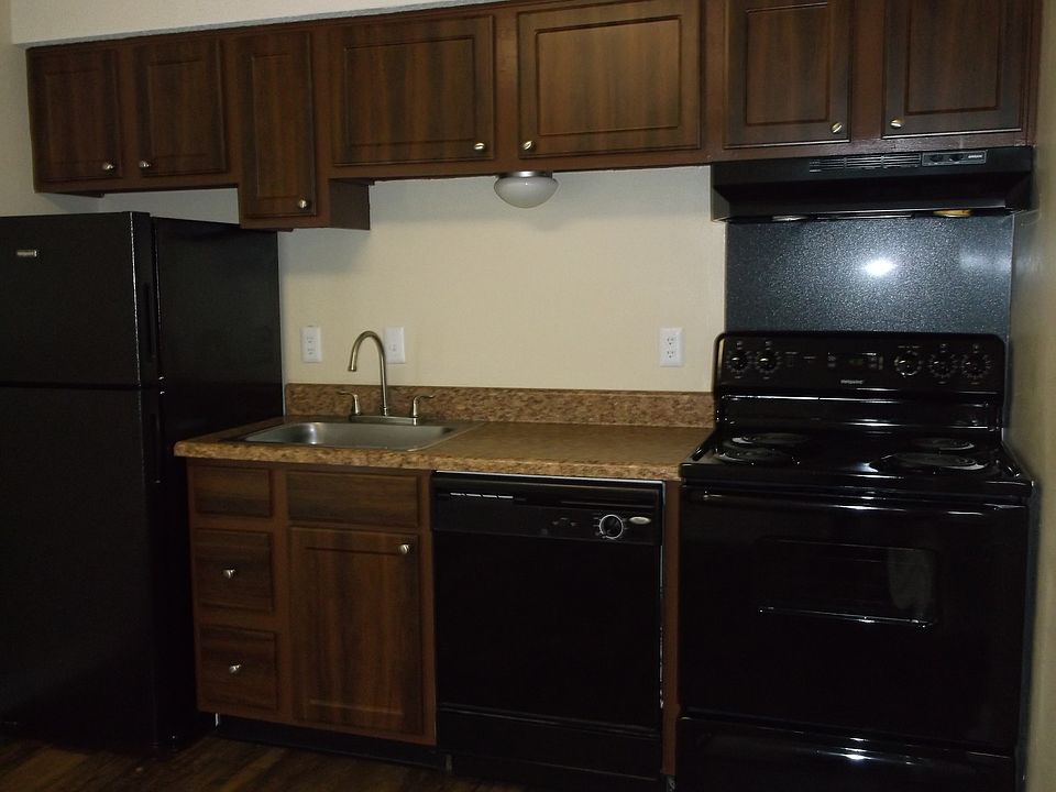 1st image of 4417 Oakwood Dr APT 1615
