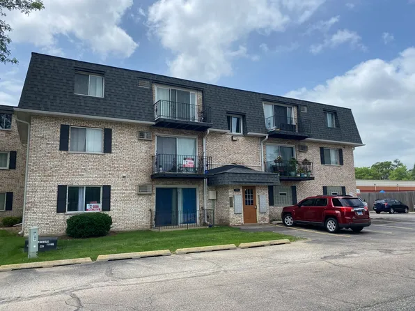 1321 N Baldwin Ct Unit 3A, Palatine, IL 60074