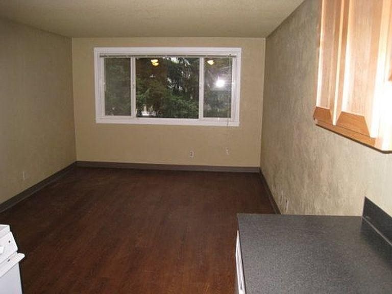 Mill Manor Apartments 1158 Mill St Eugene OR Zillow