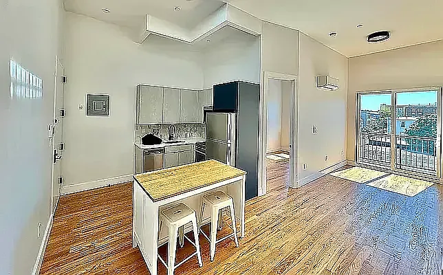 949 Metropolitan Ave #3L — Photo 9