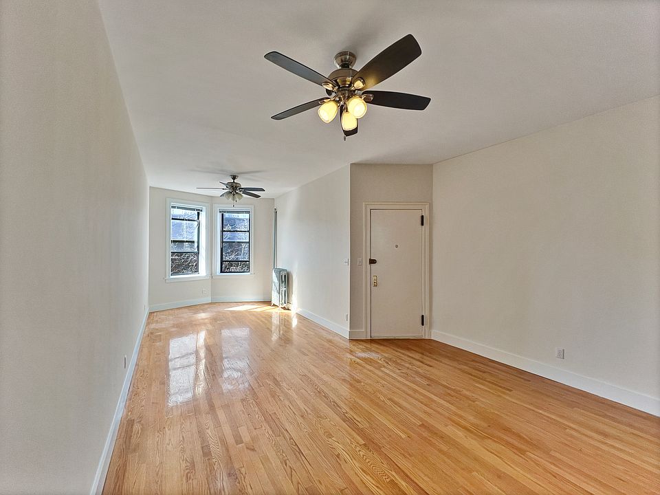 1st image of 455 Park Pl APT 4R