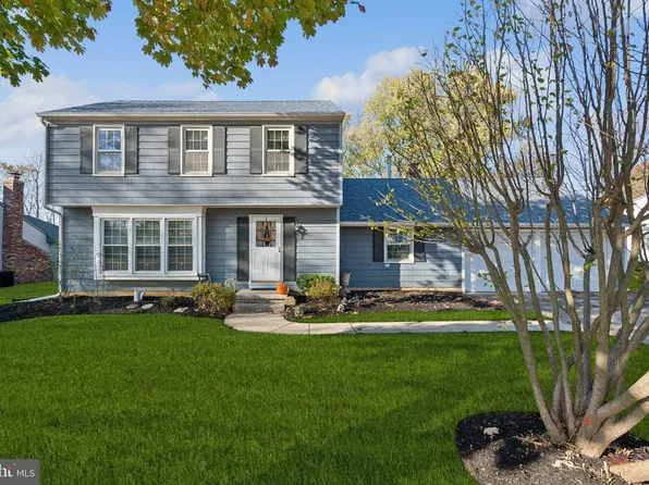 106 Pelham Rd, Delran, NJ 08075