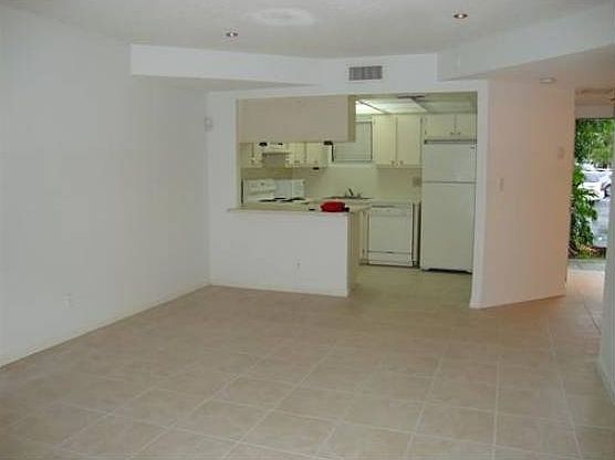 2nd image of 8290 Lake Dr APT 144
