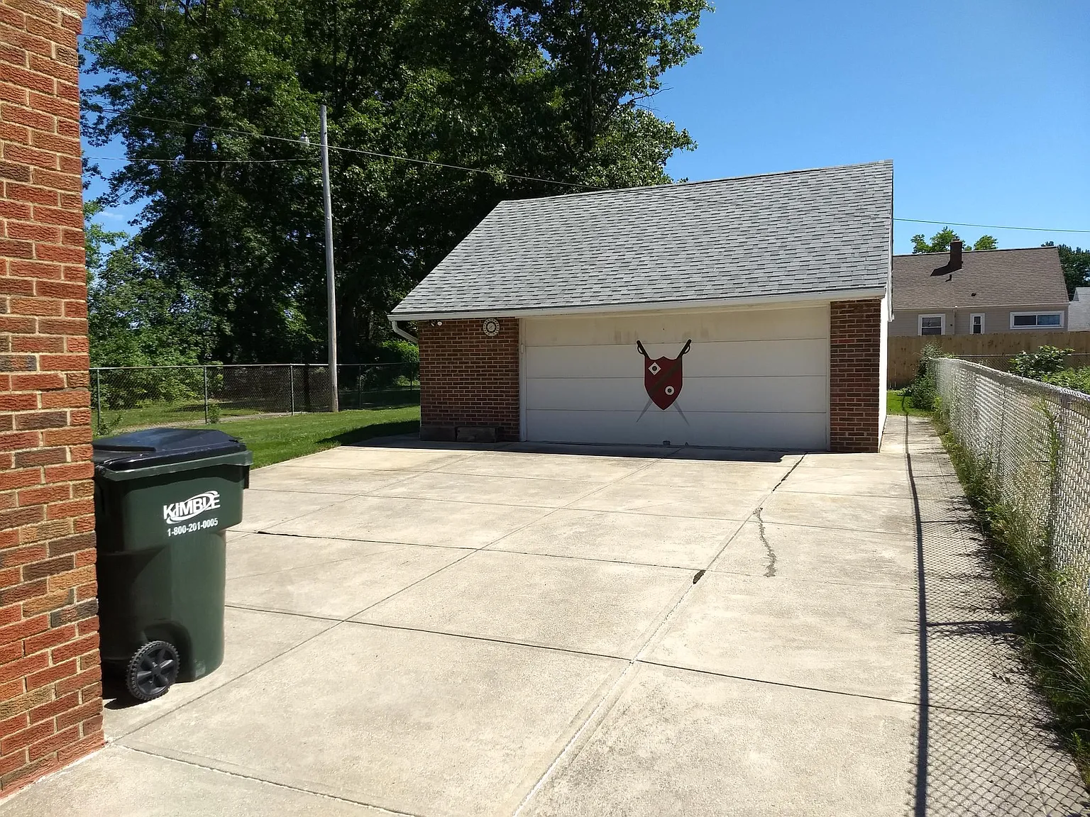 4 bed, 1425 sqft, $1,900 — Photo 2