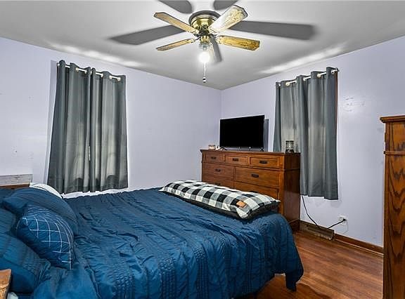 4th image of 44 N 61st Ter