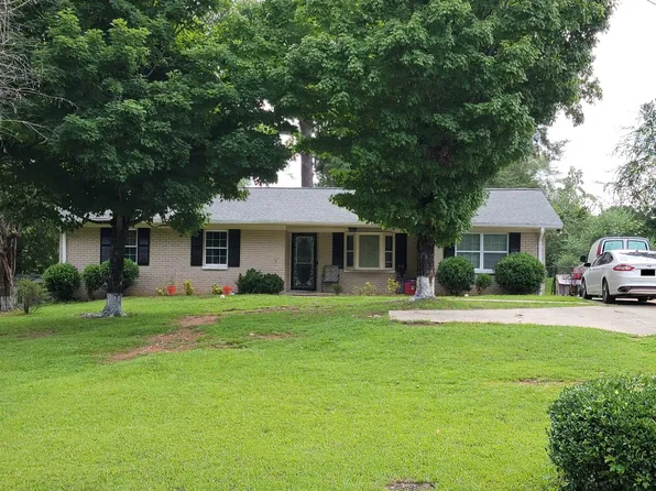 2110 Snapfinger Rd, Decatur, GA 30035