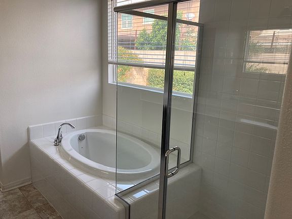 2nd image of 17008 Jeanne Ln