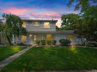 36512 Marler St, Livonia, MI 48154