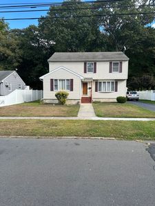 110 Karen Ave, Stratford, CT, 06614