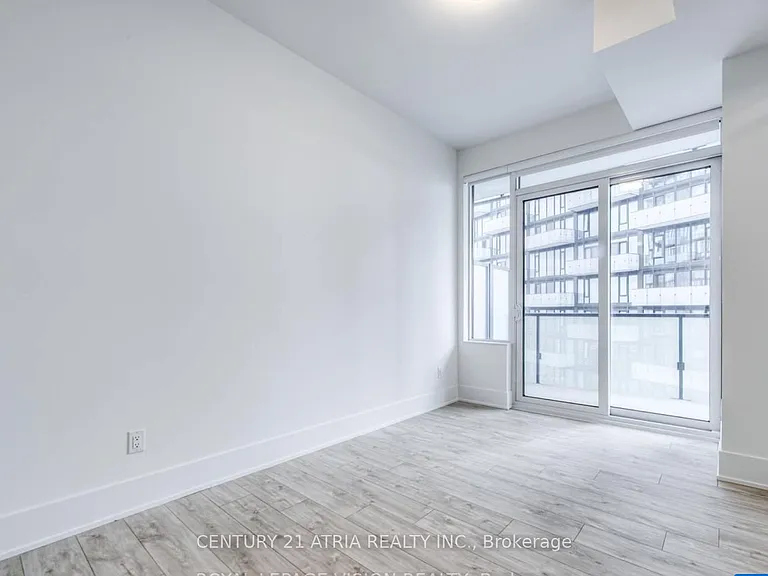 470 Front St W #1812 — Photo 7