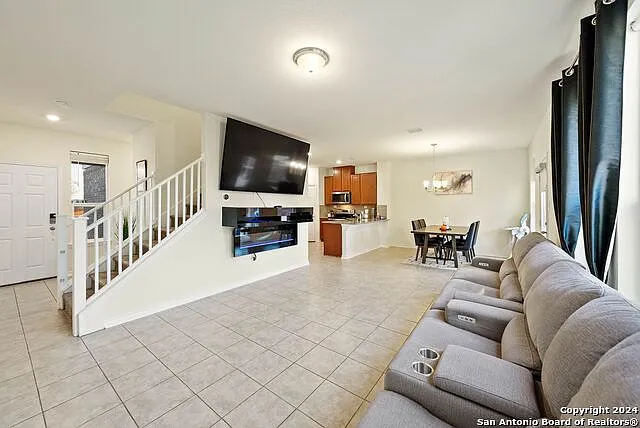 6830 Beltran Pass — Photo 4