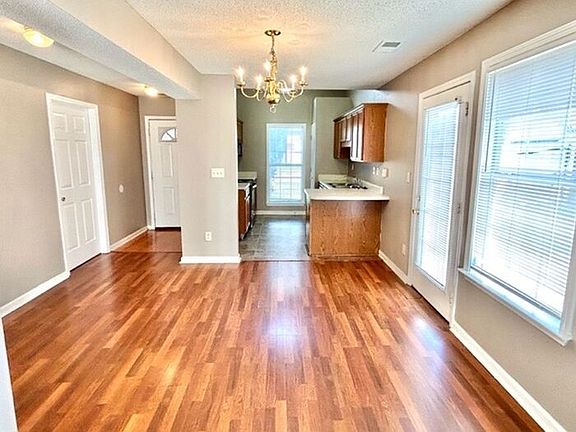 4th image of 6788 Mikayla Ln