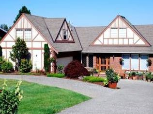 4517 Lakeridge Dr E, Lake Tapps, WA