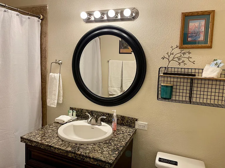 Full size bathroom