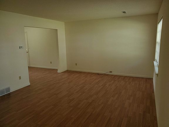 2nd image of 4825 Meadow Lark Ln #B