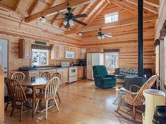 3rd image of S4108 Haugrud Hollow ROAD