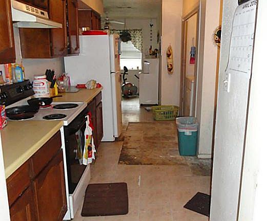 3rd image of 11407 Loyola Dr