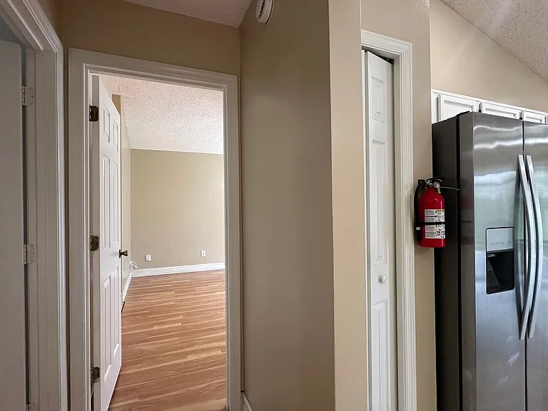 487 Carrigan Ave — Photo 30