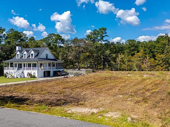 3rd image of 1760 Gray Oaks Dr.