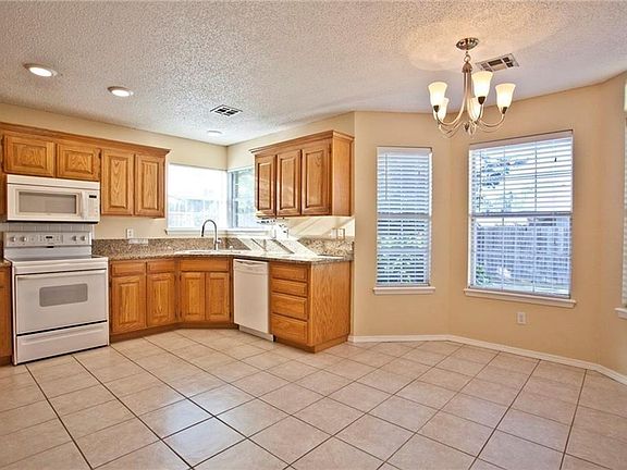 5th image of 4442 W Patrick St