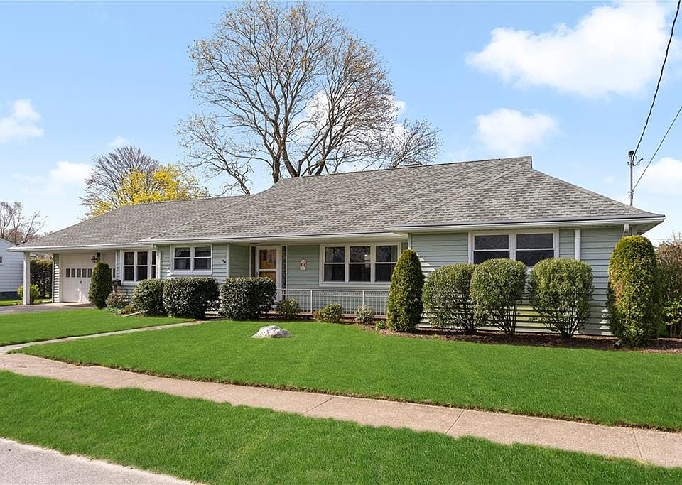 14 Linden Dr, West Warwick, RI 02893 Zillow