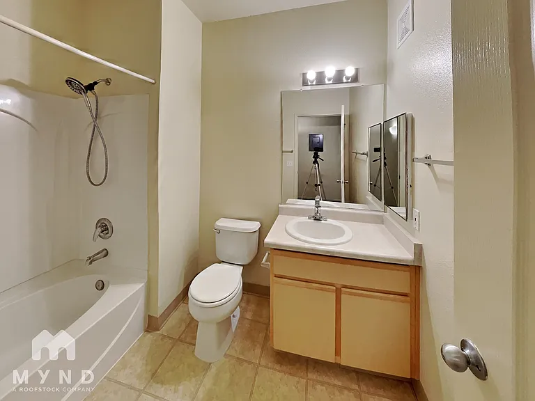 6850 Sharlands Ave #1043 — Photo 11