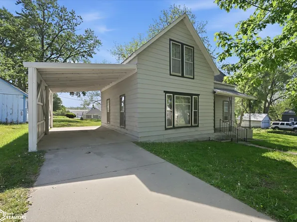 1916 7th St, Harlan, IA 51537