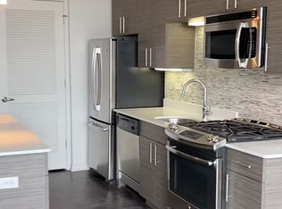 11 N Elizabeth St #413, Chicago, IL 60607