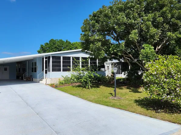 2445 SW Marquis Terrace, Stuart, FL 34997