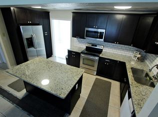 1816 S Lakeland Dr, Norfolk, VA 23518