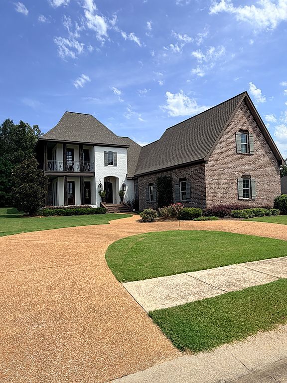 113 Sawgrass Rd - Property Image