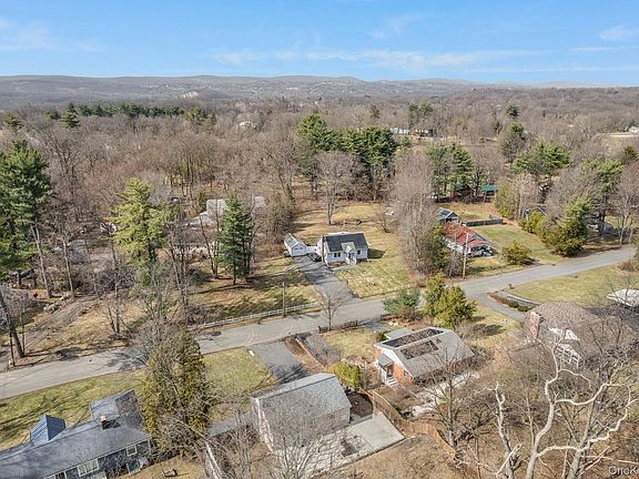 2nd image of 10 Marlorville Road