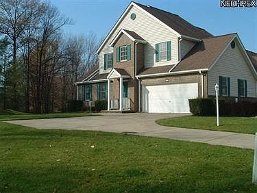1st image of 4880 Honeylocust Ln