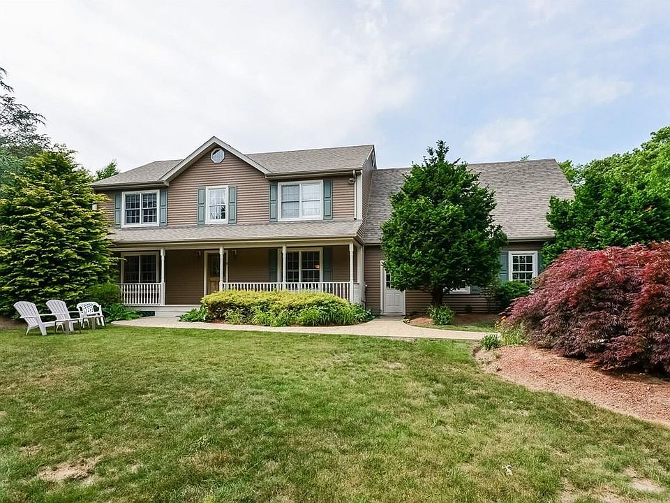 1st image of 31 Deer Run Dr