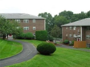 253 Boston Post Rd E APT 10, Marlborough, MA 01752