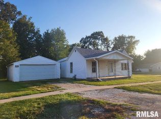 340 E Chestnut St, Roseville, IL 61473